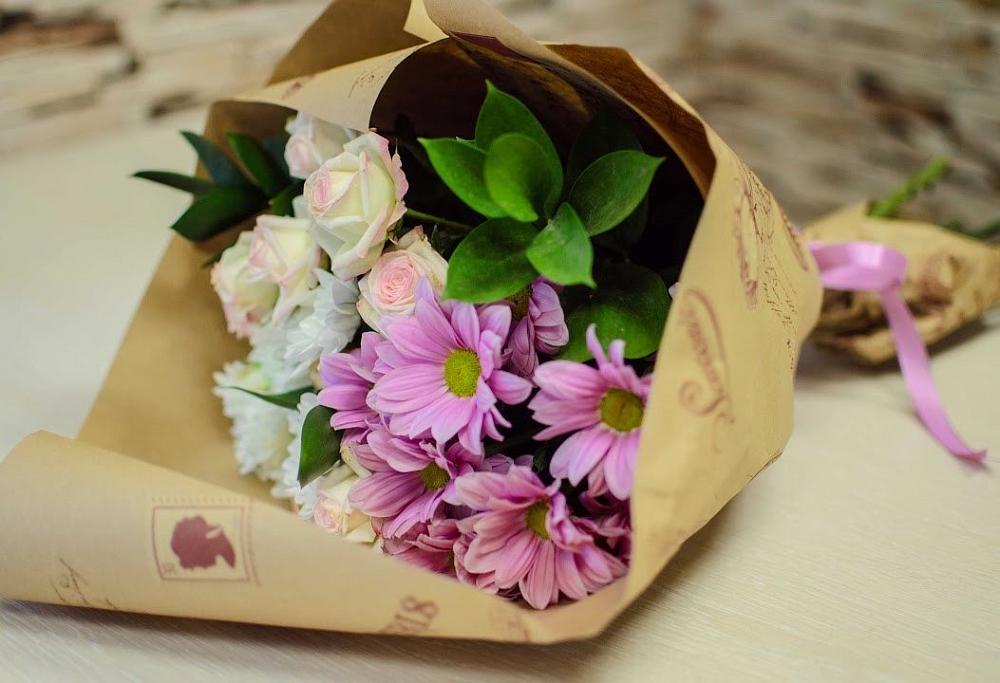 Букет цветов из: Розы и Хризантемы в Талакан