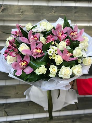 Букет цветов из: Розы и Хризантемы в Талакан