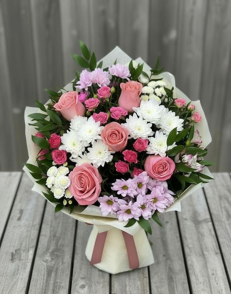 Букет цветов из: Альстромерии, Гвоздики, Розы и Хризантемы в Талакан