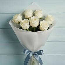 Букет 7 Белых роз Эдлесс Лав в Талакан