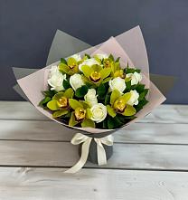 Букет цветов из:  Орхидеи и Розы в Талакан