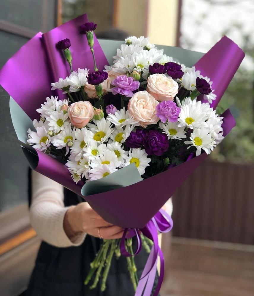 Букет цветов из: Хризантемы, Гвоздики и Розы в Талакан