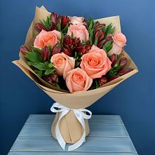 Букет цветов из:  Розы и Альстромерии в Талакан