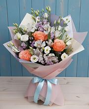 Букет цветов из:  Лизиантусы, Розы, Альстромерии и Гипсофила #REPLACE_PRED# Талакан