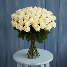 Букет 51 Белая роза Эдлесс Лав в Талакан