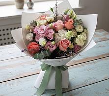 Букет цветов из:  Розы, Лизиантусы и Гвоздики #REPLACE_PRED# Талакан