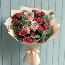Букет цветов из:  Гвоздики и Розы в Талакан