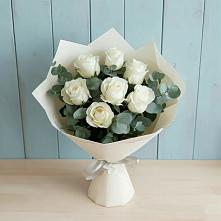 Букет Белые розы в Эвкалипте в Талакан