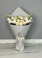 Букет цветов из:  Розы и Лизиантусы в Талакан